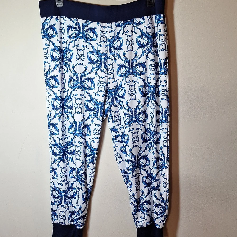 NWT Eaze Wear Blue and White Joggers/Pants (BUY IT NOW) - Picture 4 of 6